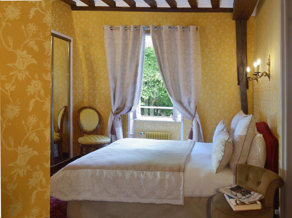 Hotel D'Argouges Байе Экстерьер фото